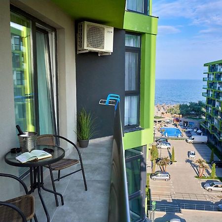 Vibe Apartment- Spa N Pools Beach Resort Năvodari Exteriér fotografie