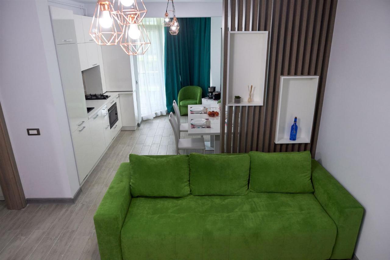 Vibe Apartment- Spa N Pools Beach Resort Năvodari Exteriér fotografie