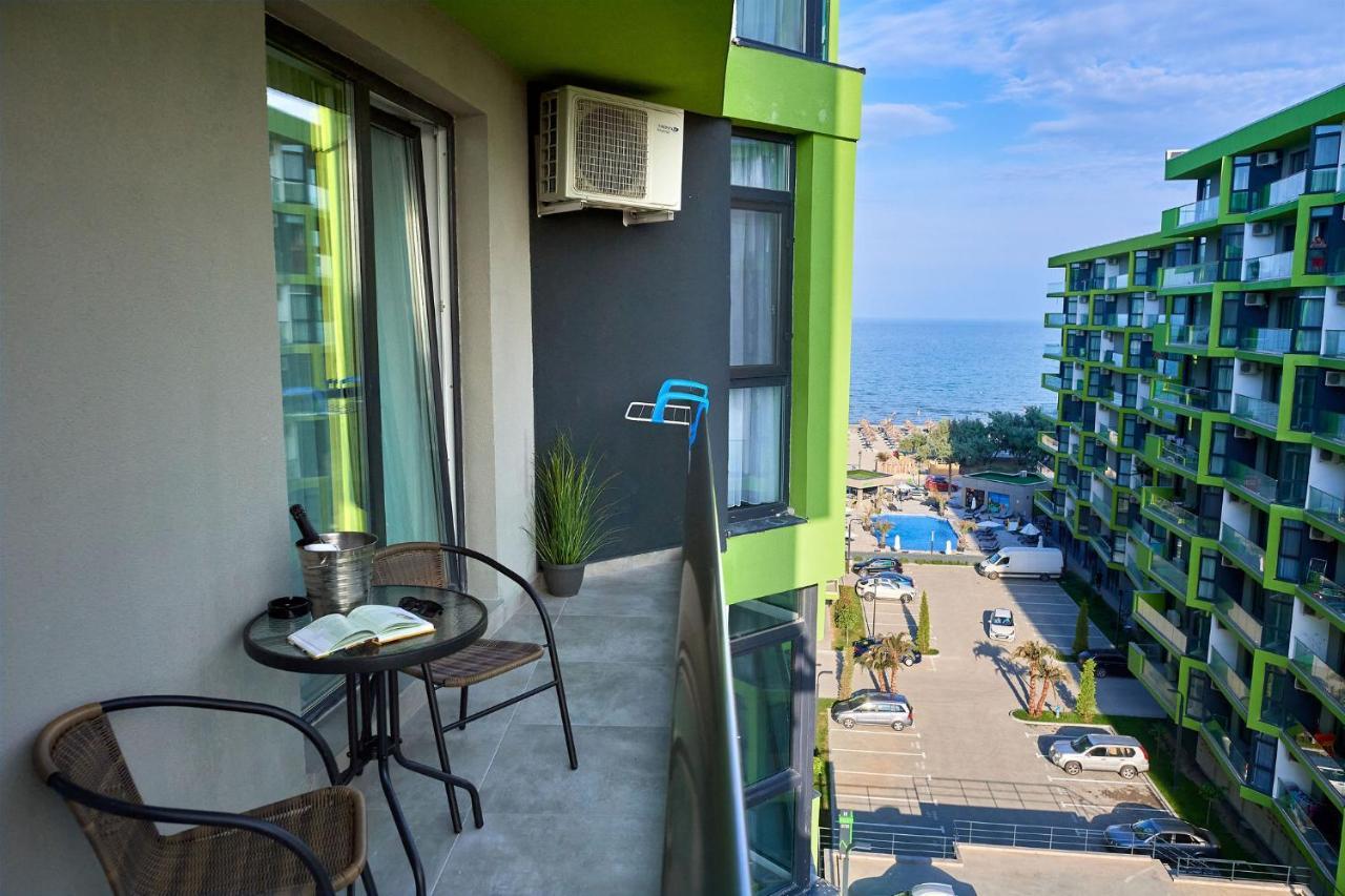 Vibe Apartment- Spa N Pools Beach Resort Năvodari Exteriér fotografie