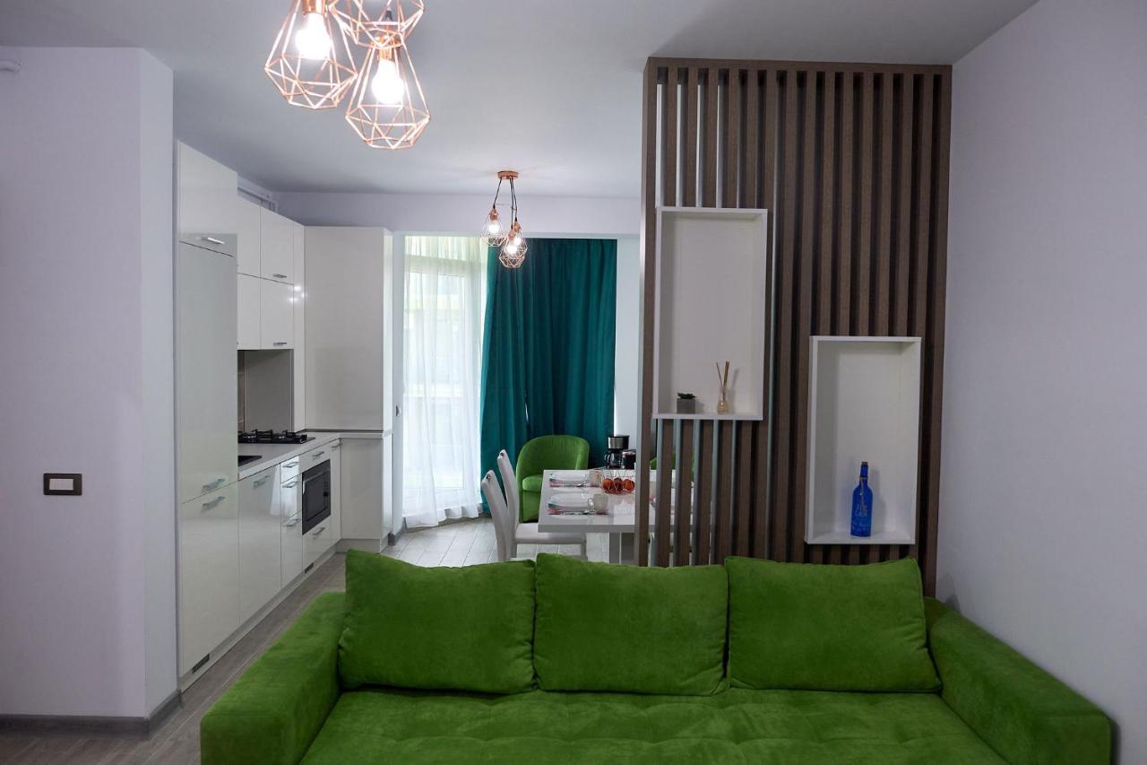 Vibe Apartment- Spa N Pools Beach Resort Năvodari Exteriér fotografie